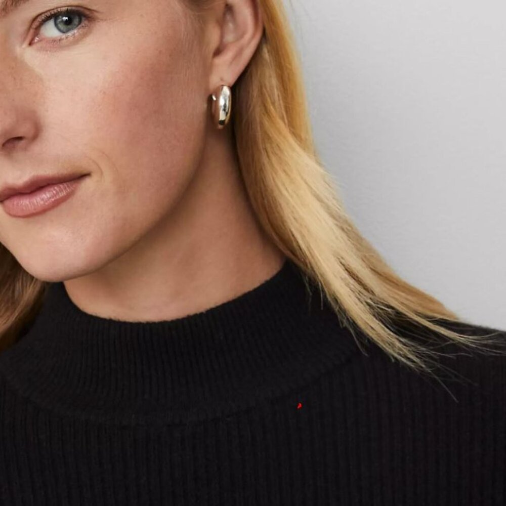 NWT Ann Taylor Flare Sleeve Sweater! sz L! $89 Black